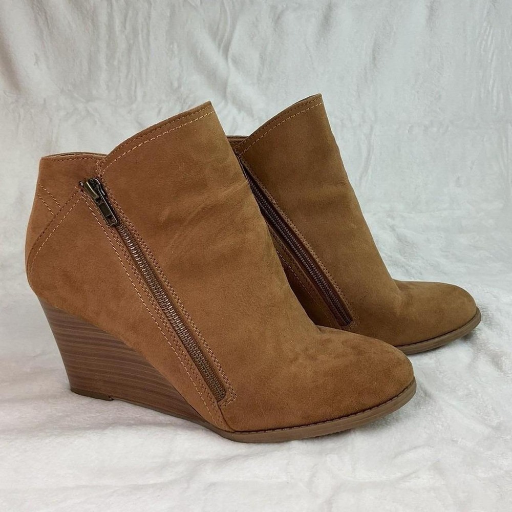 Ruff Hewn Tan Vegan Suede Wedge Ankle Booties Size 9 Zip Boho Western